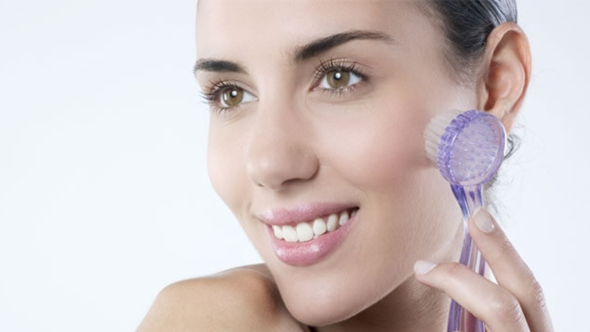 Alloro e ortica per una pelle splendente