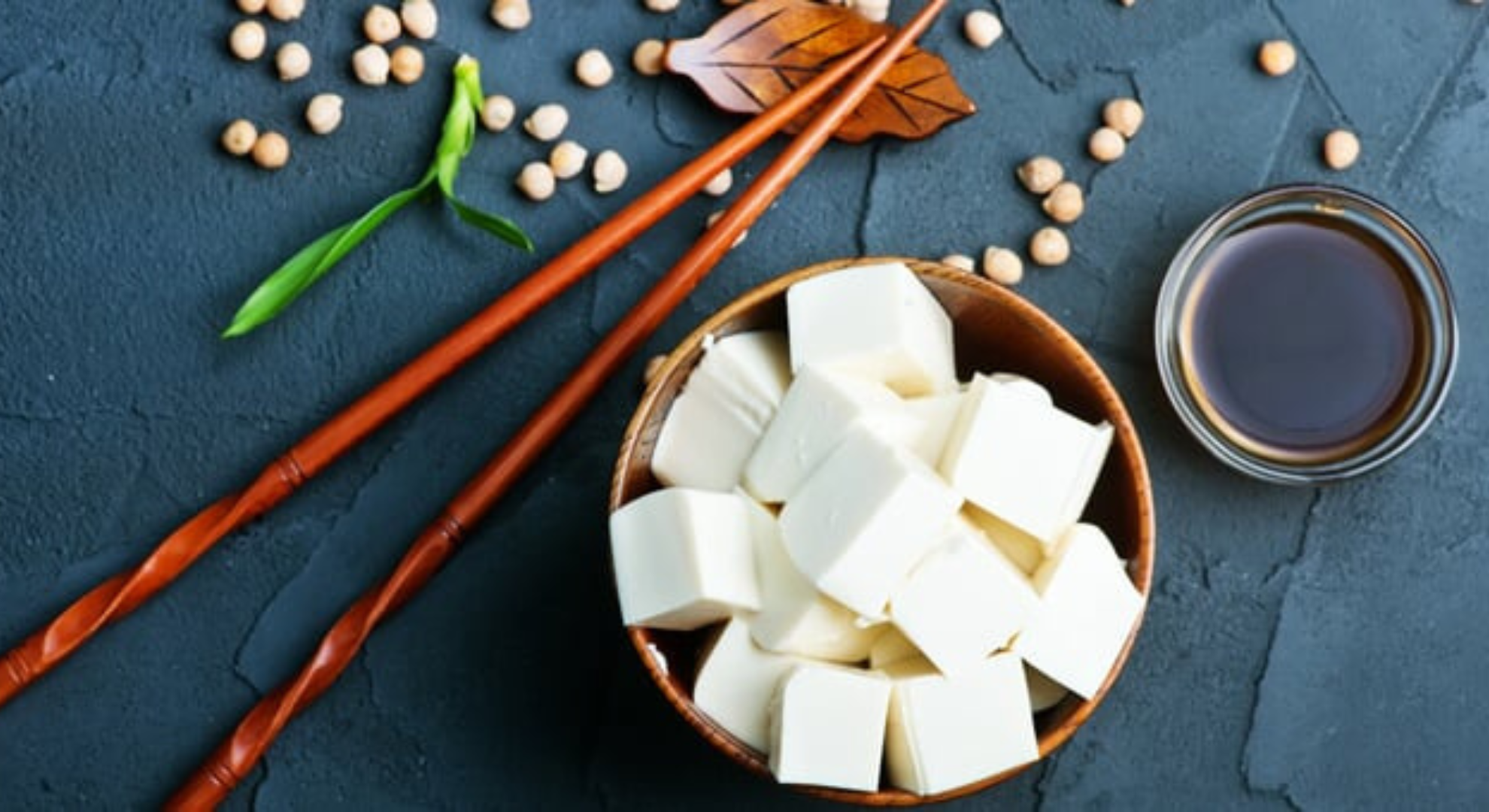 Il tofu fa bene: scopri tutti i suoi benefici e le sue proprietà