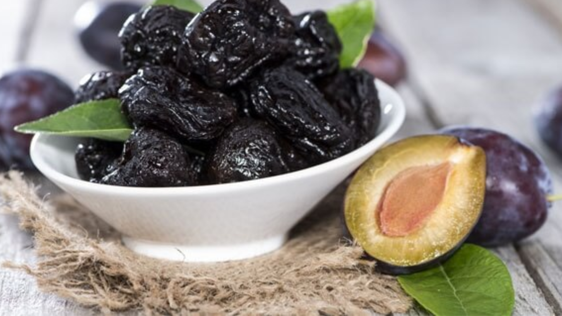 Prugne secche: ecco come essere più snella