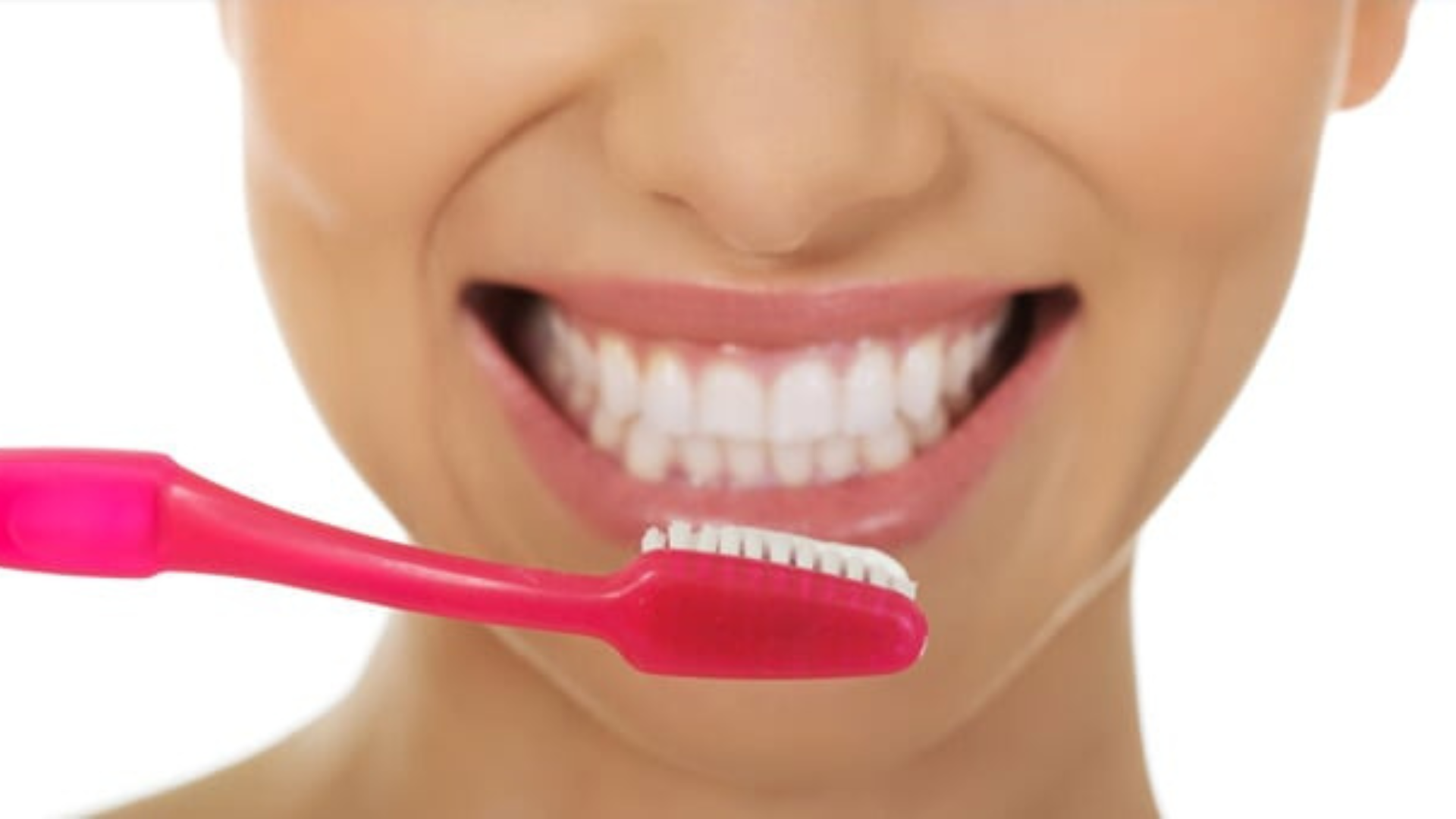 Rimedi naturali per sbiancare i denti