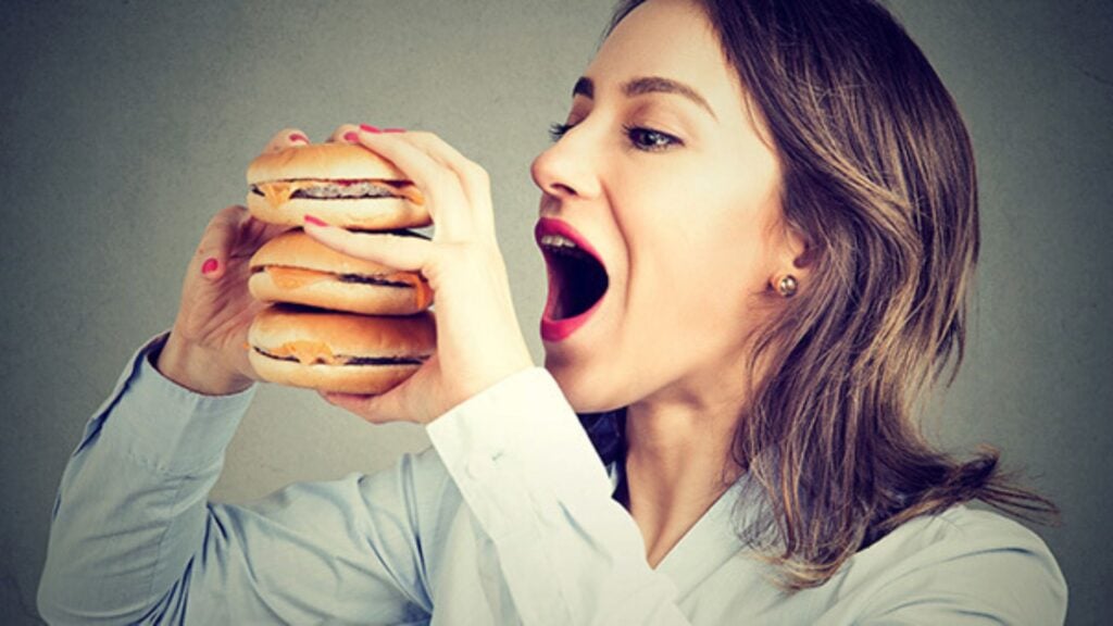 Sfogarsi sul cibo: ecco come smettere