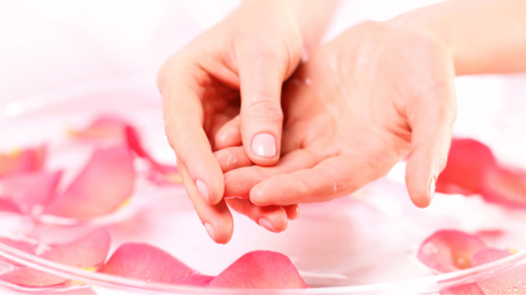 Automassaggio delle mani: una sorprendente tecnica di rilassamento