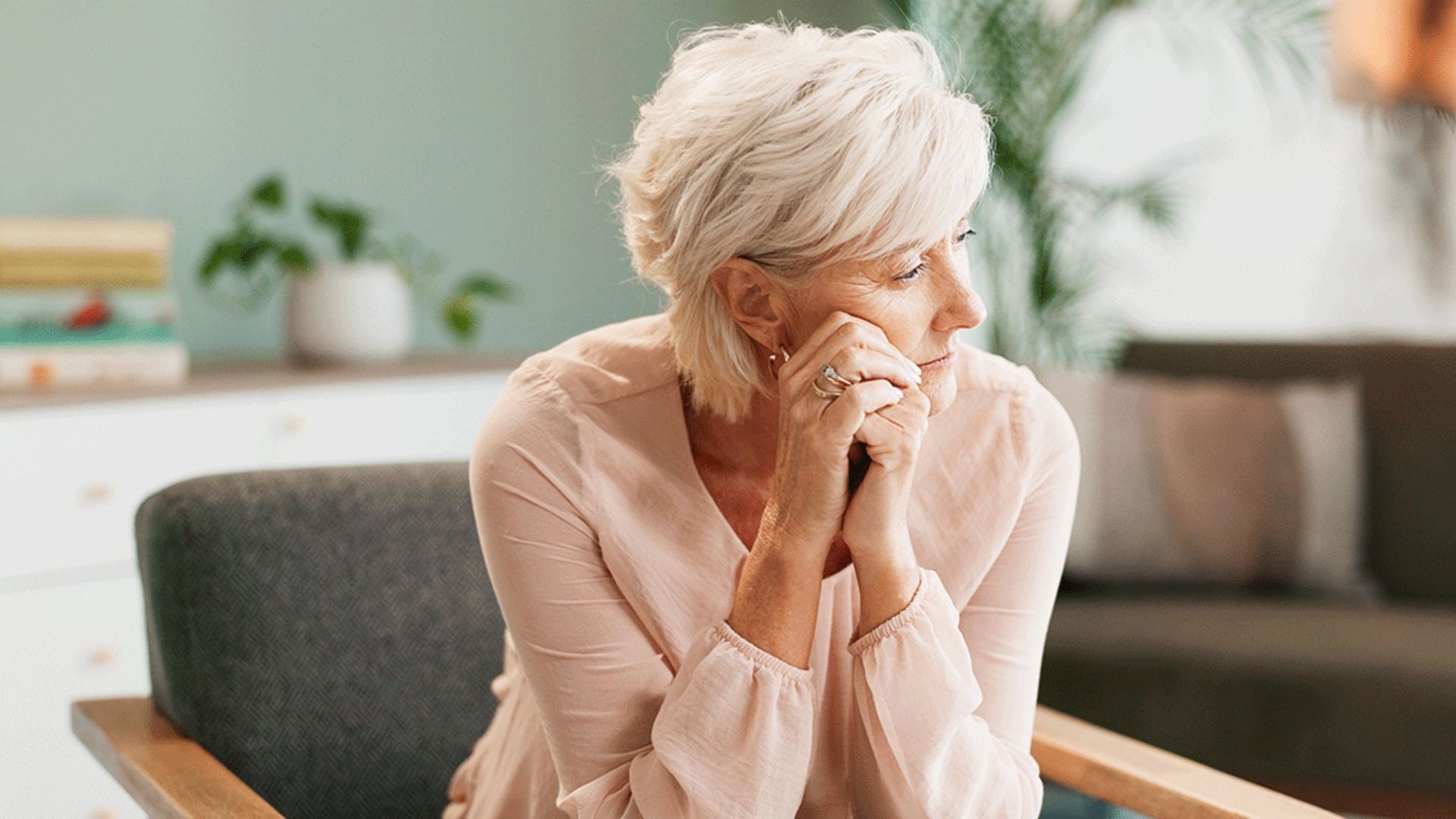 Tristezza: significato, a cosa è dovuta e come superarla