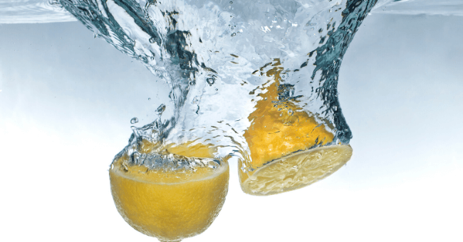 Una giornata detox… con acqua e limone