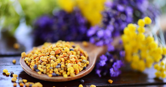 Afte e stomatiti: dalla propoli alle antiche resine, i rimedi per eliminare dolore e bruciore