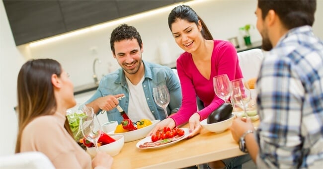 Anticipa la cena e perdi peso