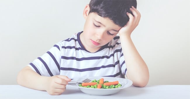 I trucchi per far mangiare i bambini inappetenti