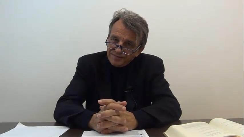 La rosa fa la rosa. Senza chiedersi il perchè