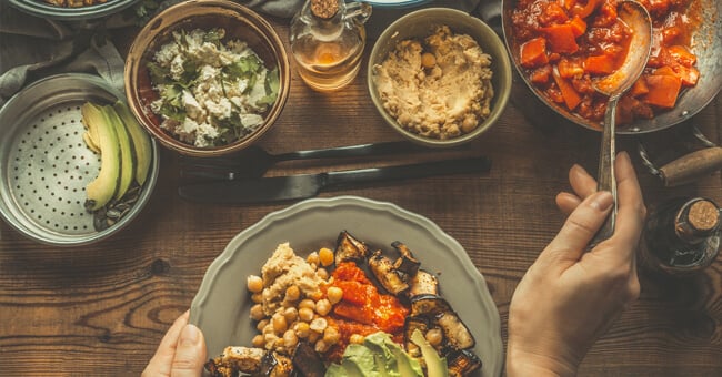 Mangi troppo per stress? Fai così