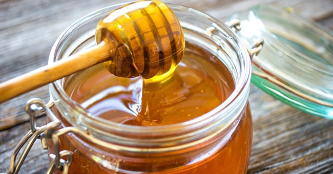 Miele, da quello per la gola al ricostituente naturale. Scegli quello che fa per te