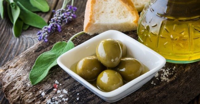 Le mille proprietà dell’olio extravergine di oliva