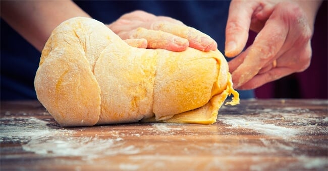 Sei sempre gonfia? Usa la pasta madre