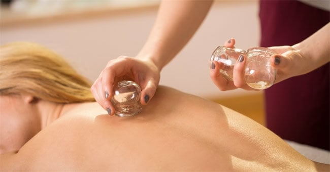 Via i cuscinetti con il cupping