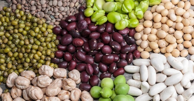 Vuoi dimagrire? Ti aiutano fagioli, ceci e lenticchie